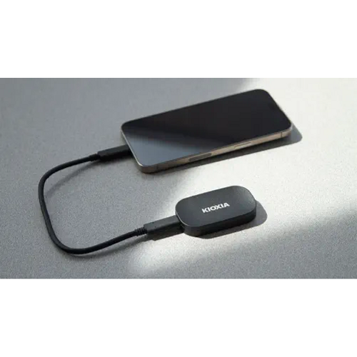 KIOXIA LXD20K001TG8 EXCERIA PLUS G2 Mini 1TB (1050-1000MB-s) USB ve TYPE-C Siyah Tanabilir SSD Harddisk