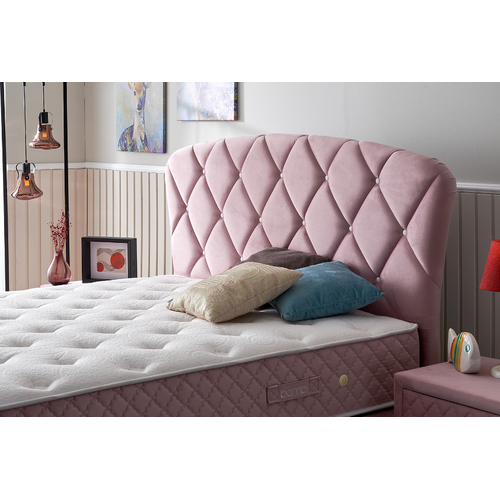 Pinky Bed