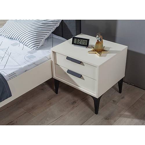 Kolezyum Ay Teen Room
