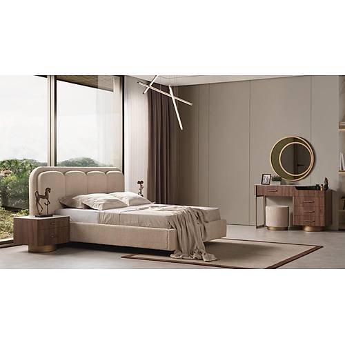 Regnum Bedroom
