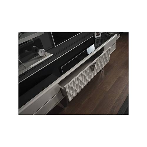 Velar Dining Room