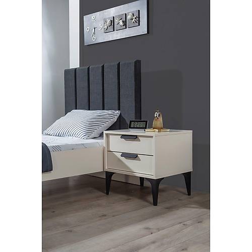 Kolezyum Ay Teen Room