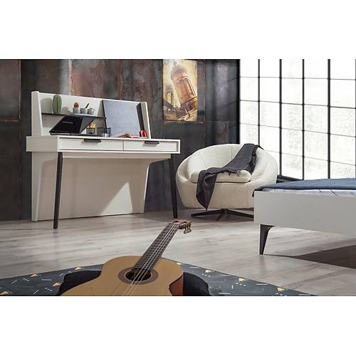 Kolezyum Ay Teen Room