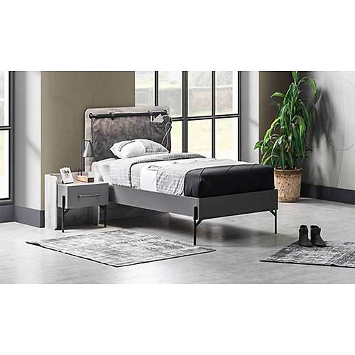 �ron Teen Room