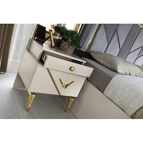 Kosova Bedroom