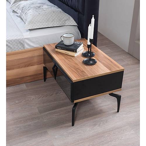 Roza Bedroom