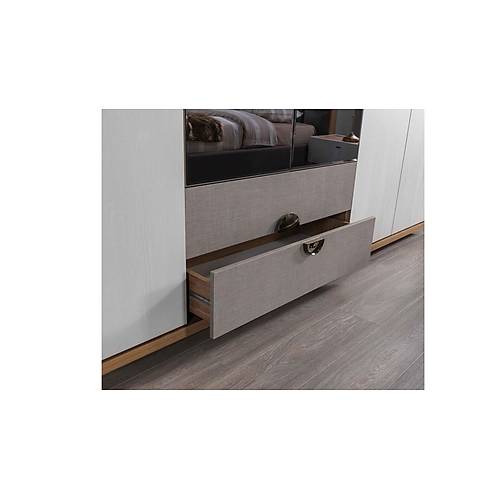 Karya Bedroom