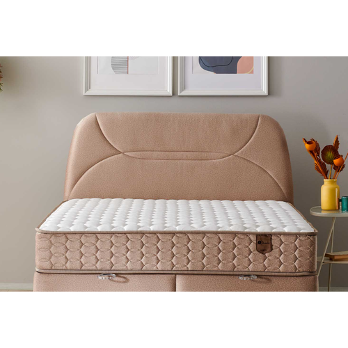 Oviedo Bed