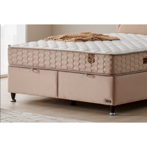 Oviedo Bed Set