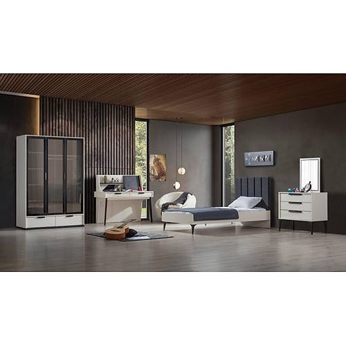 Kolezyum Ay Teen Room