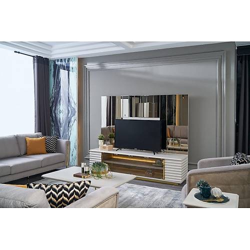 Verona Lux Dining Room