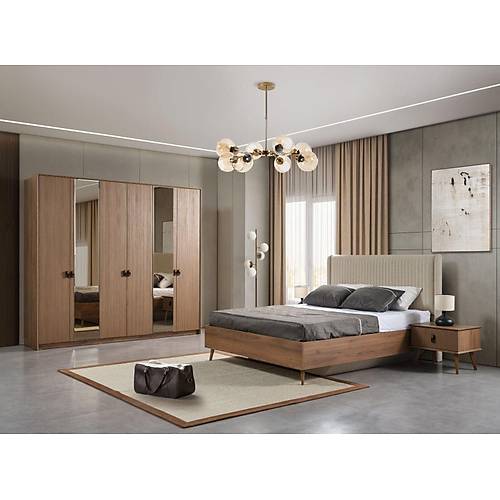 Tosko Bedroom