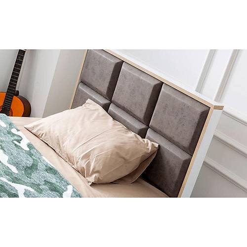 Plato Teen Room