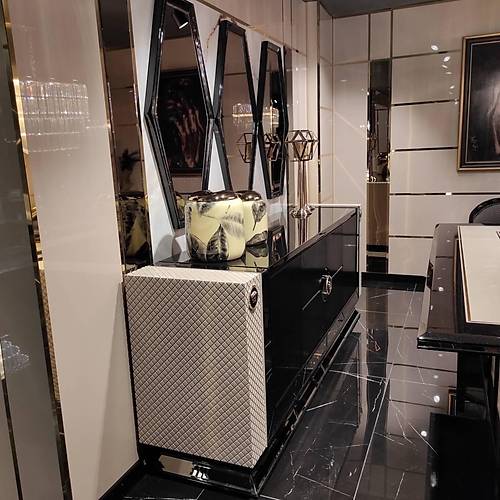 Hera Luxury Dining Room