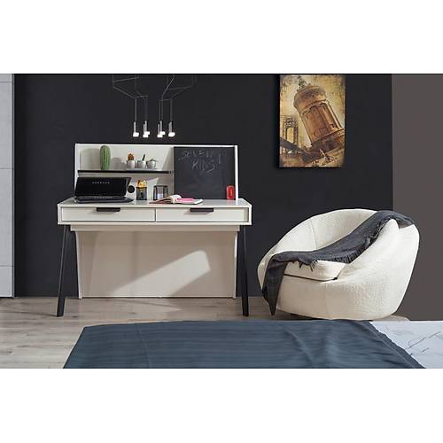 Kolezyum Ay Teen Room