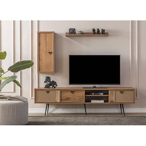 �lke Dining Room