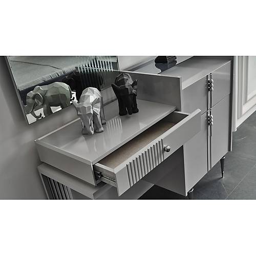 Arven Bedroom Set