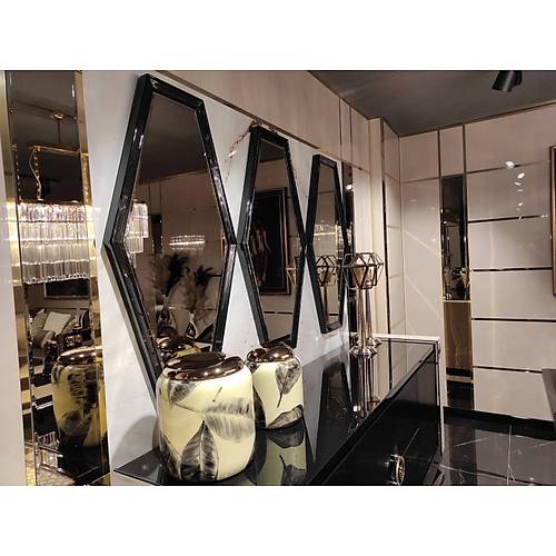 Hera Luxury Dining Room