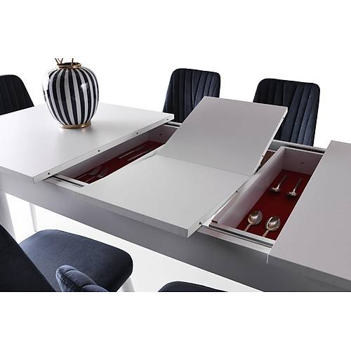 Vilza Dining Room