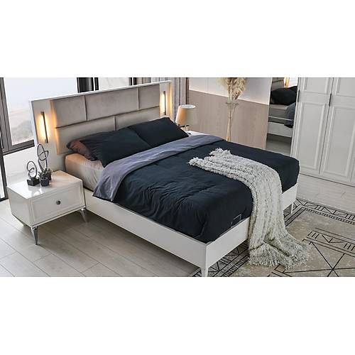 Viyana Bedstead