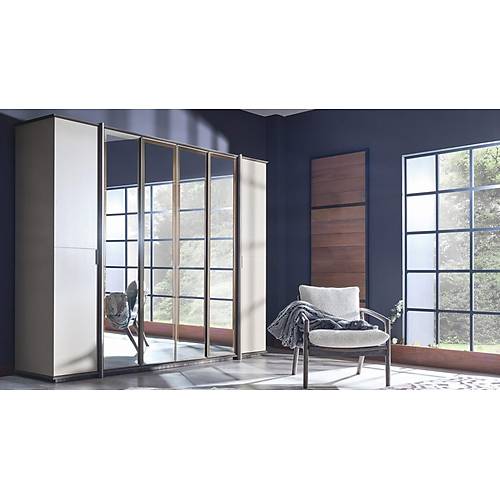 Pandora Wardrobe