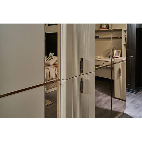 Crea Wardrobe - 4 Door