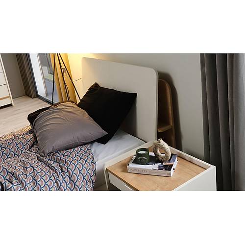 Halikarnas Teen Room