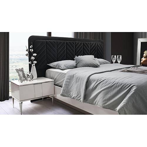 Linens Bedroom - Sliding Door