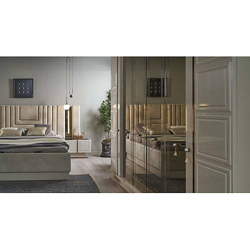 Felix Bedstead with Base