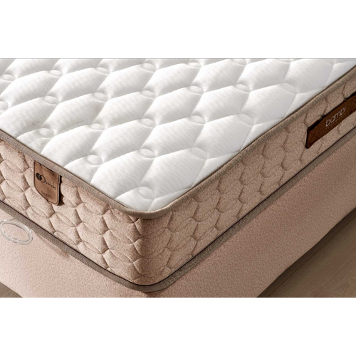 Oviedo Bed Set