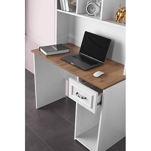 Beyza Teen Room