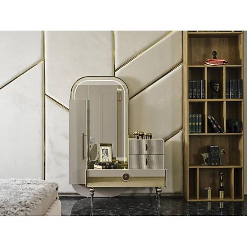 Hera Dresser and Mirror