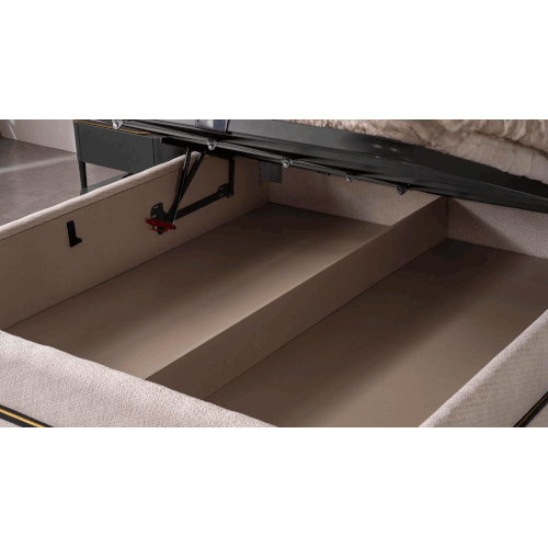 Perla Luxury Bedroom