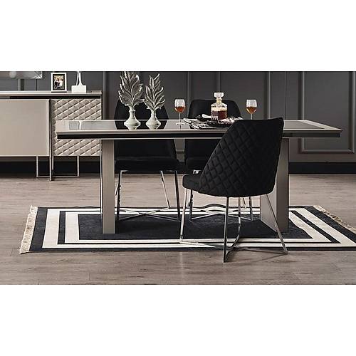 Metalica Lux Dining Room