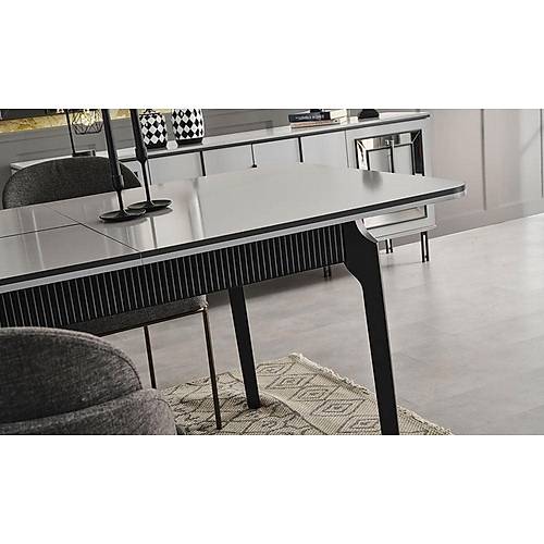 Tarz Dining Room
