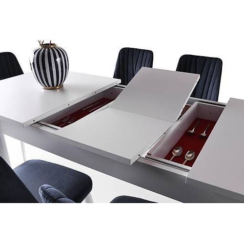 Vilza Dining Room