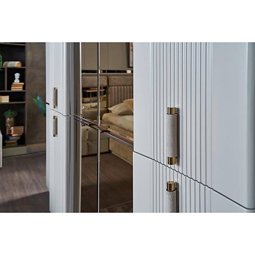 Crea Gard�rop