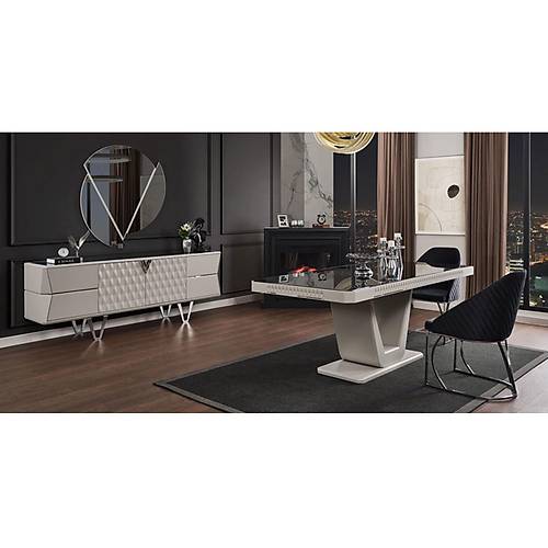 Velar Dining Room