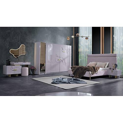 Malta Bedstead with Base