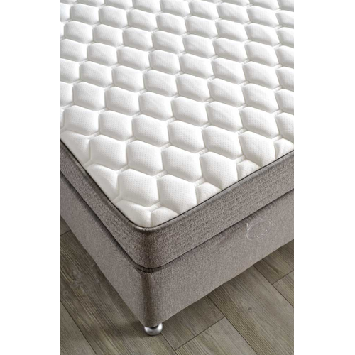 Pineda Bed Set