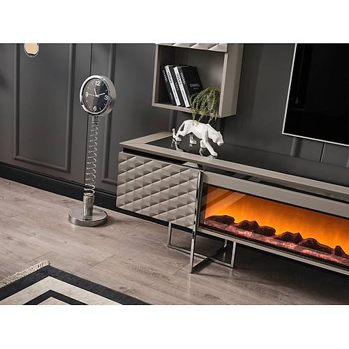 Metalica Lux Dining Room
