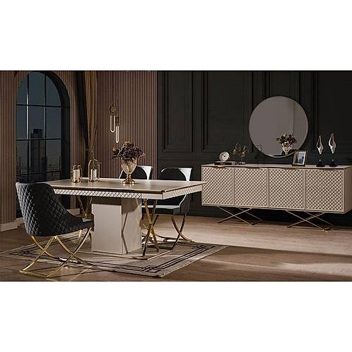 Ven�s Plus Dining Room