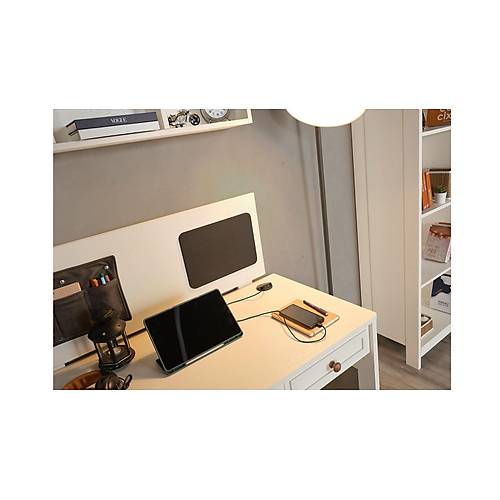 �nci Teen Room