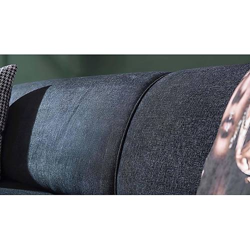 Capriss Sofa Set