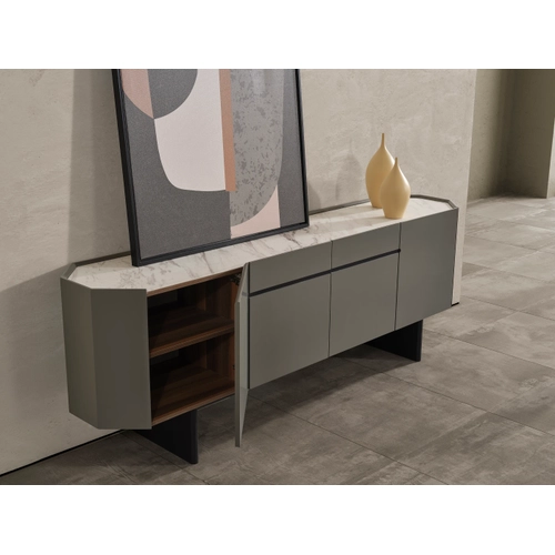 Slope Dining Room
