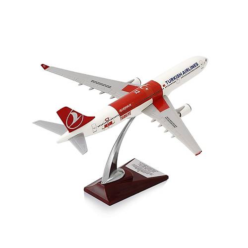 Airbus A330-300 1:200 - Milli Forma Tasarml Model Uak