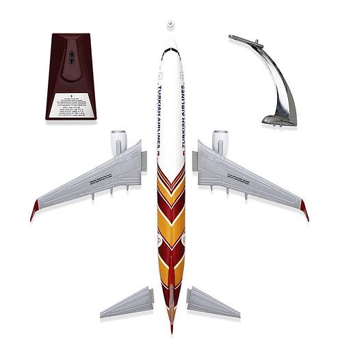 Boeing 737-800 1/100 - Galatasaray Klasik Model Uak