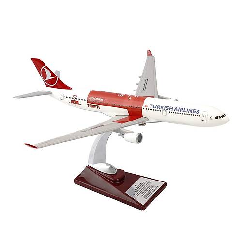 Airbus A330-300 1:200 - Milli Forma Tasarml Model Uak