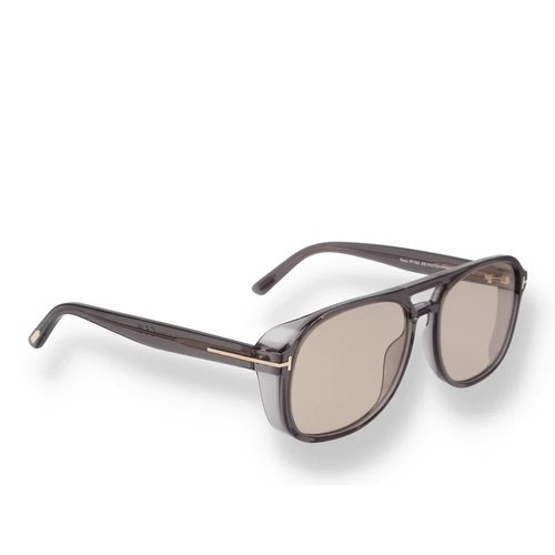 Tom Ford TF1022 20E Gri Sar� Fotokromik Unisex G�ne� G�zl���