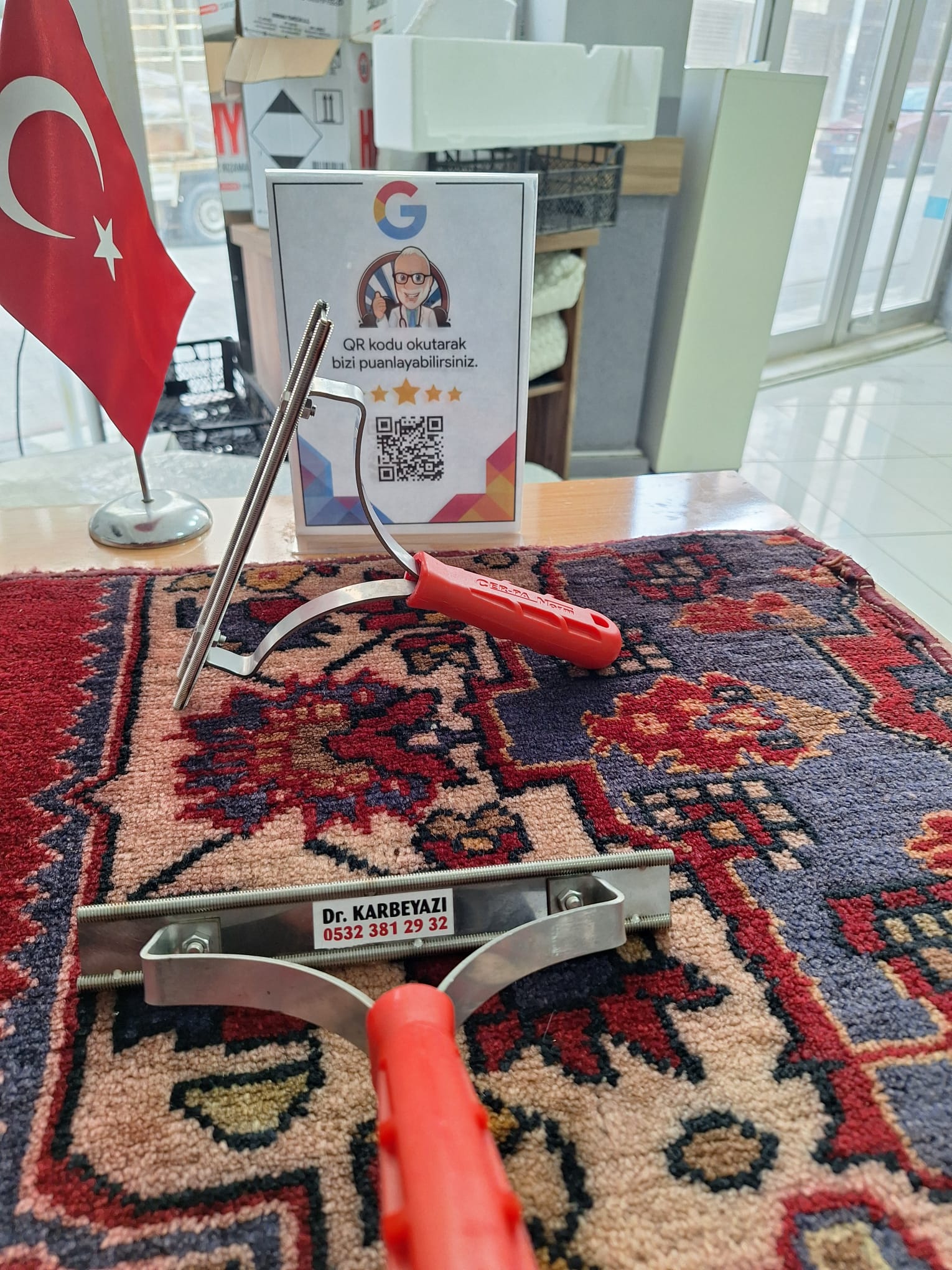 BÜYÜKBOY  TÜYTOPLAMA HALI TEMİZLEME TARAĞI